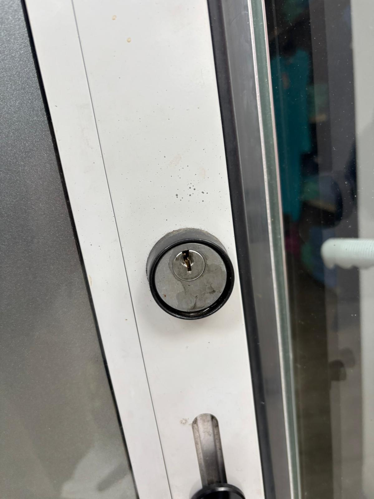 Aluminium door cylinder replaced in Meadowbank
